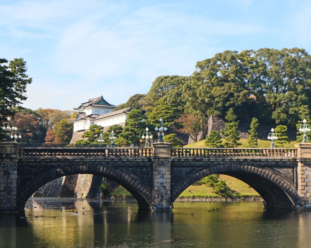 visit imperial palace tokyo japan