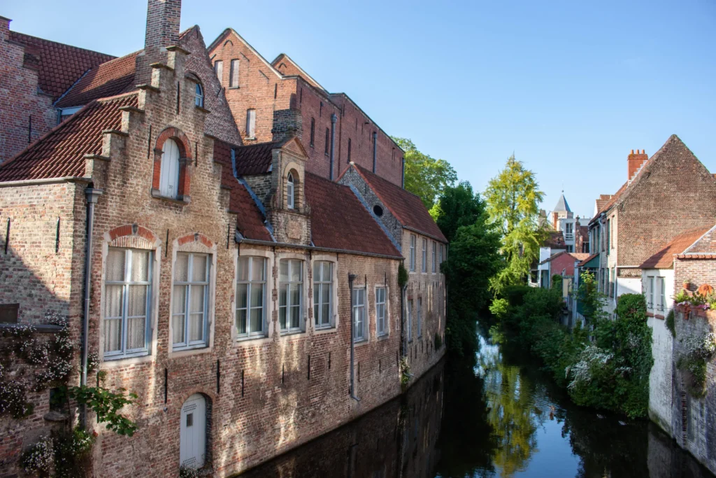 where to stay in bruges family weekend