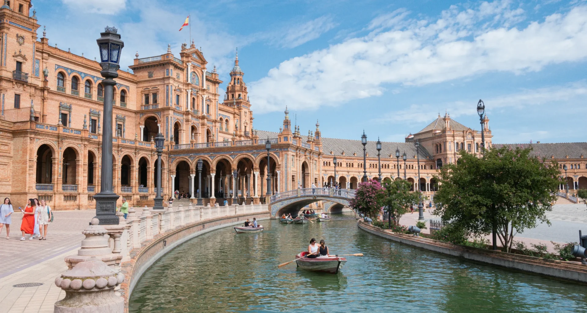 The best neighborhoods where to stay in Seville